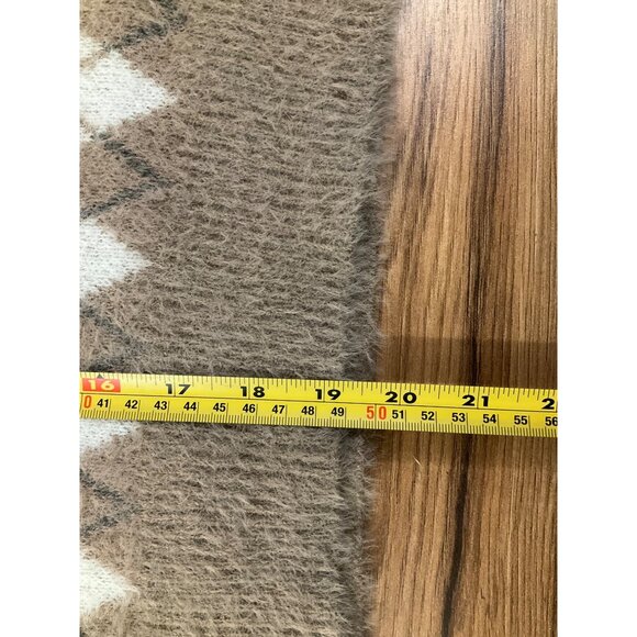 NWT WilliamRast Women's Tan and White Diamond  V-Neck Sweater Vest  Size: Small - Picture 10 of 10